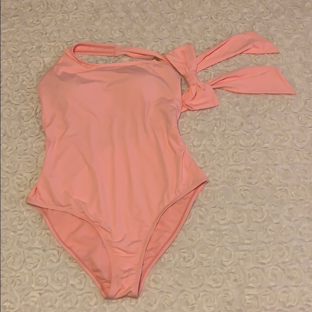 Cremieux One piece swimsuit Size L NWT